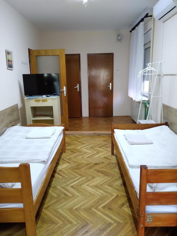 2 Haloszobas Apartman Kanjiža Extérieur photo
